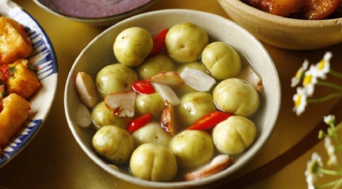 The Perfect Pickle: A Crisp, White Ca Pho Cannon, No Darkening or Floating Scum in Sight!