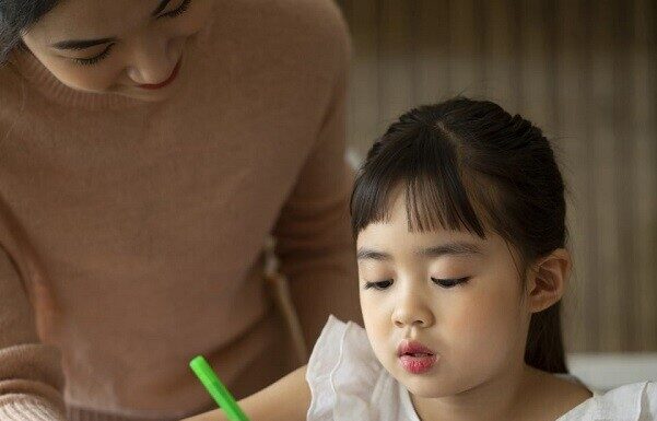 “5 Life Lessons for Success: A Mother’s Guide to Teaching Her Children Well”