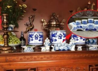 “The Significance of Offering Water in Spiritual Practices: Choosing the Right Water for Your Deities and Ancestors”