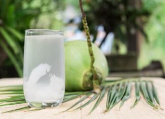 5 Winter Drinks to Hydrate and Moisturize Your Skin