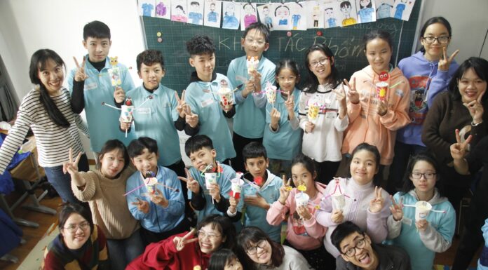 “Art for All: Tòhe’s Journey in Nurturing Creativity in Children with Special Needs”