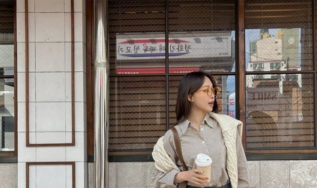 The Ultimate Summer Style Guide: 4 Chic and Trendy Trousers to Keep You Cool