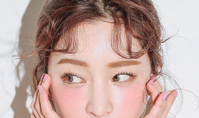 5 Beauty Hacks Using Your Lip Balm