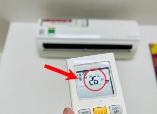 Why Does Setting Your AC to 26°C Result in a Funky Odor, While 25°C Doesn’t? Unraveling the Mystery.