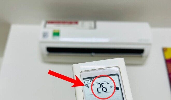 Why Does Setting Your AC to 26°C Result in a Funky Odor, While 25°C Doesn’t? Unraveling the Mystery.