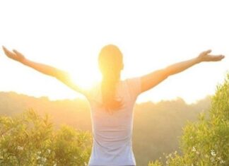 “4 Diseases That Can Be Effectively Prevented by Sunbathing Daily”