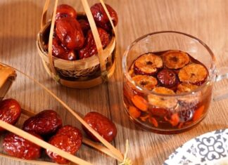 “The Dangers of Misconsuming Red Apples: A Cautionary Tale for Five At-Risk Groups”