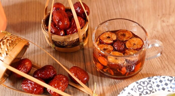 “The Dangers of Misconsuming Red Apples: A Cautionary Tale for Five At-Risk Groups”