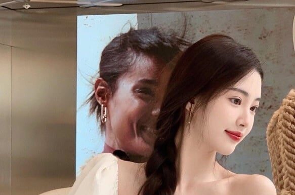 “6 Stunning Hairstyles to Ring in the New Year”