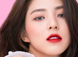 The Ultimate Guide: Transform Your Look – 4 Common Makeup Blunders and How to Fix Them for that Year-End Party Glow-Up