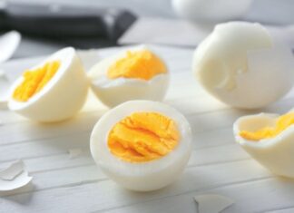 “The Power of Protein: How Eating Two Boiled Eggs Daily Can Help You Lose Weight”