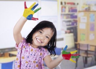 What Does the Ancient Saying, “Judge a Man in His Twenties by His Clothes and His Forties by His Face,” Mean?