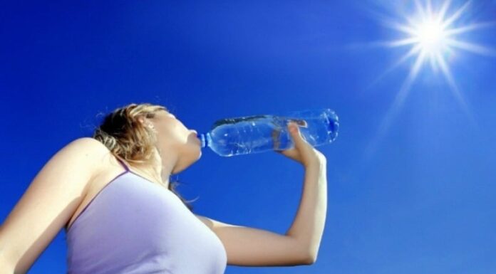 5 Golden Times to Drink Water for Appetite Control and Glowing Skin