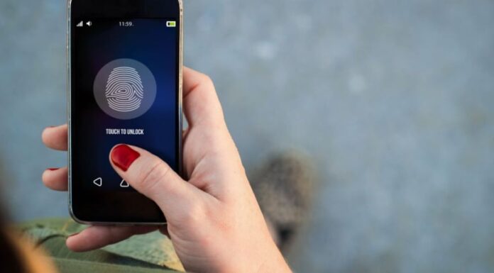 Why Do Experts Advise Against Using Fingerprint Unlock for Your Phone?