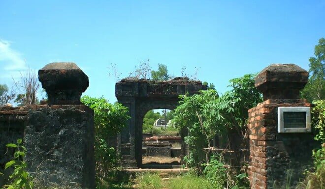 The Serene Beauty of Lang Chiêu Nghi: A Sacred Place Forgotten in the Heart of the Ancient Capital