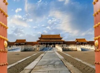 Why Do Guards Shout Three Times at the Forbidden City? Unraveling an Ancient Ritual Rich in Symbolism