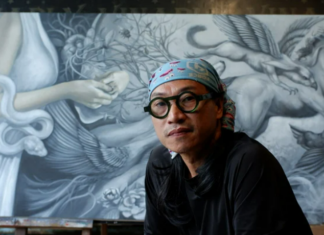 The Heartwarming Tale of an Anonymous Painter in Hoi An and His Dream to Meet Mother