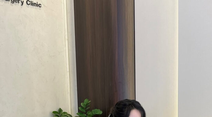 Trúc Anh (Mắt Biếc) Embraces Her Curves with Confidence and a Radiant Glow