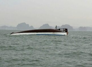 The Ha Long Bay Boat Accident Survivor: We Swam for 3 Hours Before Being Rescued.