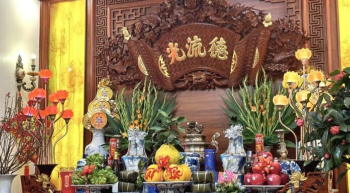 The Five Items on Your Altar That Could Bring Family Discord, Financial Hardship, and Misfortune