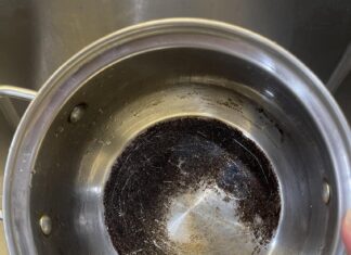 The Ultimate Guide to Removing Stubborn Stains: Transform Your Burned Pot into a Sparkling Clean Dream