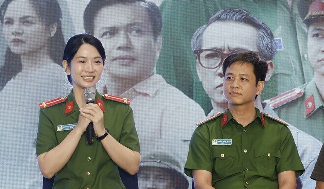 Meet the Real-Life Hero: The Distinguished Lieutenant Colonel, Once Interviewed by the Renowned NSND Cong Ly’s Young Wife
Let me know if you would like me to tweak it or provide multiple options!