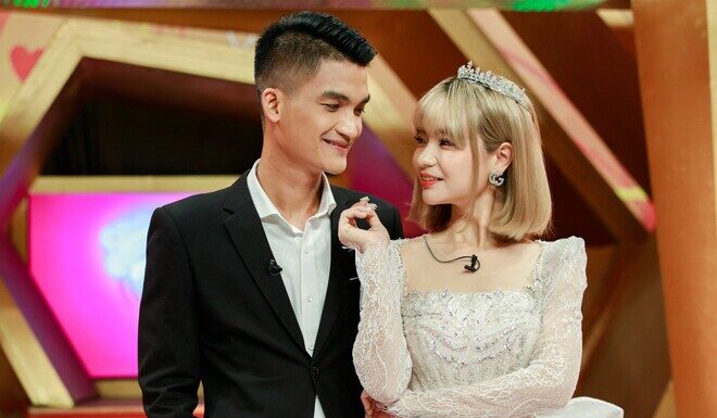 “The Ultimate Guide to Managing a Fierce Wife: A Hilarious Tale of a Son-in-Law’s Plight”