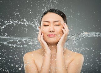 The Ultimate Nighttime Skin Cleansing Routine for Acne-Prone Skin: A Cost-Effective Alternative to Expensive Cosmetics