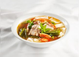 The Perfect Sour Spareribs Soup: A Tasty Recipe to Warm Your Soul