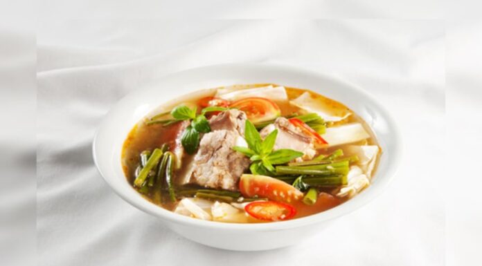 The Perfect Sour Spareribs Soup: A Tasty Recipe to Warm Your Soul