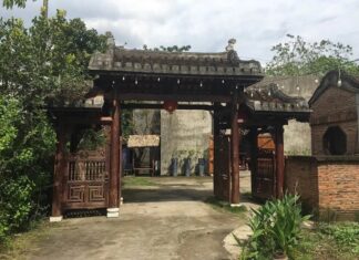 The Ancestors’ Wisdom: “When the Gate Stands Taller Than the House, Fortune Takes Flight”