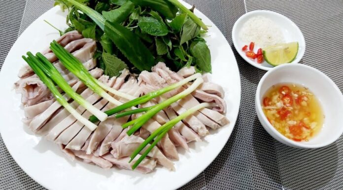 “The Ultimate Guide to Perfectly Cooked Tripe: A Crisp, Tender Delight”