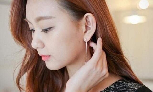 The Three Auspicious Signs of a Woman: A Fortune in Disguise, Even a Poor Man Can Become Rich