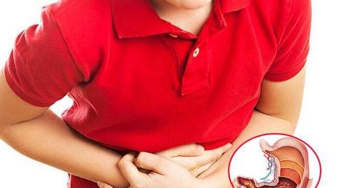 9 Early Warning Signs of Stomach Cancer: See a Doctor if You Have Any of These