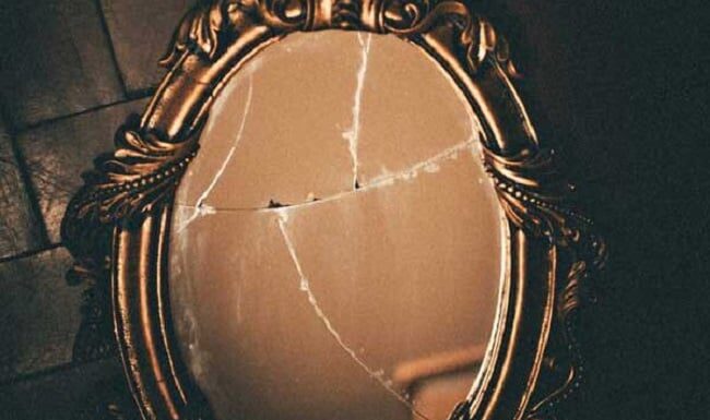 The Ancient’s Warning: 5 Everyday Items That Bring Misfortune and Harm