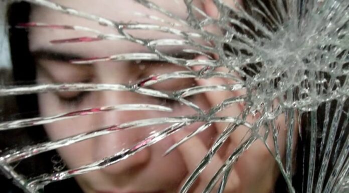 5 Things That Shatter Good Luck and Keep Couples Arguing All Day