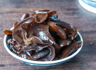 6 Superfoods in Black