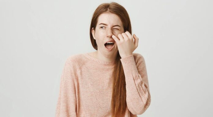 4 Reasons Why You Should Stop Picking Your Nose ASAP