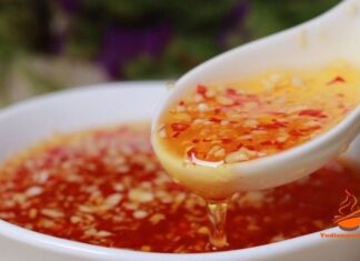 The Perfect Sweet and Sour Fish Sauce: A Tasty and Visual Delight