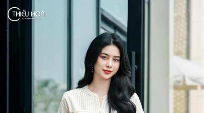 The New Age of Middle-Aged Women: Overcoming Fear and Confidently Making Money in the Beauty Industry