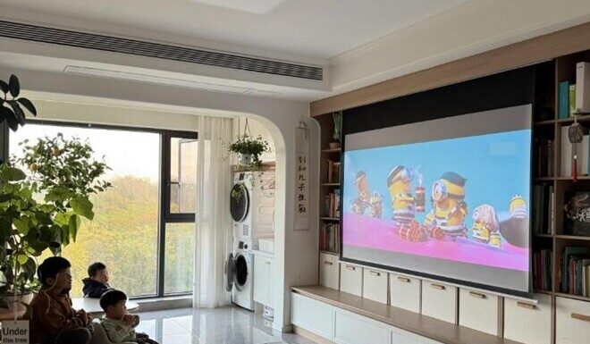 Why Are More People Ditching Projectors and Returning to TVs? It’s All Thanks to These 4 Reasons.