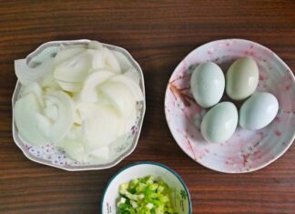 “This Stir-fried Egg and Tuber Dish is Delicious, Budget-friendly, and Aids in Weight Loss for Women, and It Goes Perfectly with Rice.”