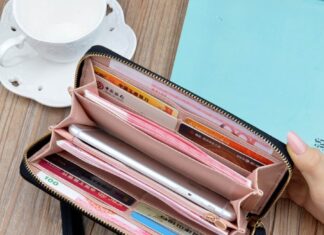 Why You Shouldn’t Use a Wallet That’s Over 3 Years Old