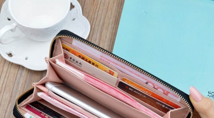 Why You Shouldn’t Use a Wallet That’s Over 3 Years Old