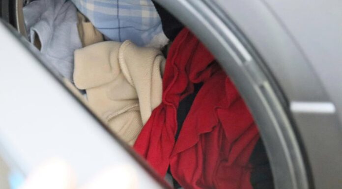 What Does the ‘KG’ on a Washing Machine Signify: Clothing Load or Machine Weight? Clearing Up the 89% Misconception.