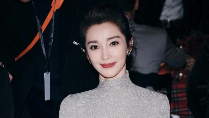 The Ageless Wonder: Li Bingbing’s Youthful Skin Secrets at 52