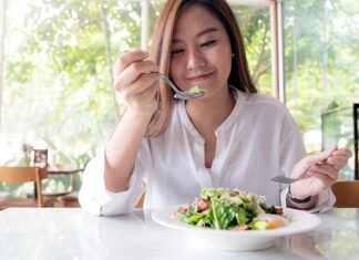 Is Eating Breakfast at 8 a.m. Really Good for You? Doctor’s Golden Rules for a Long and Healthy Life.