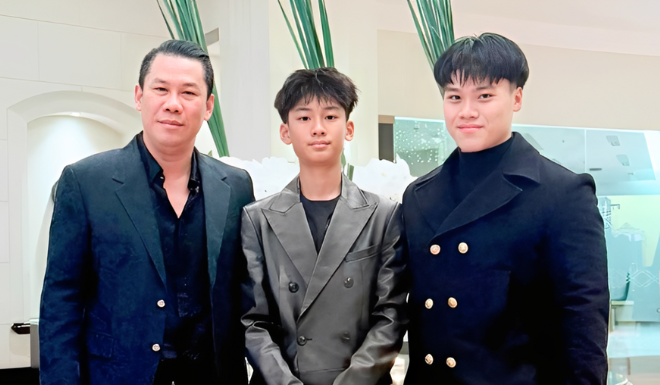 The German Millionaire, Duc Huy, Takes His Two Sons to a Party; Singer Le Quyen’s Son is Now Almost as Tall as His Half-Brother.