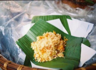 The Ultimate Guide to Hanoi’s Signature Dish: Top 7 Spots for the Best ‘Xoi’ Experience, a Delicacy You Can’t Miss!