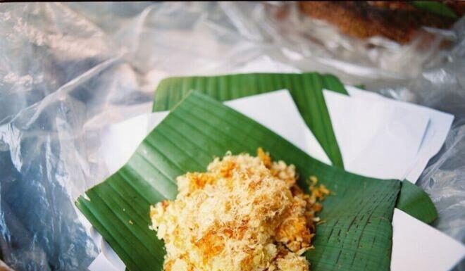 The Ultimate Guide to Hanoi’s Signature Dish: Top 7 Spots for the Best ‘Xoi’ Experience, a Delicacy You Can’t Miss!